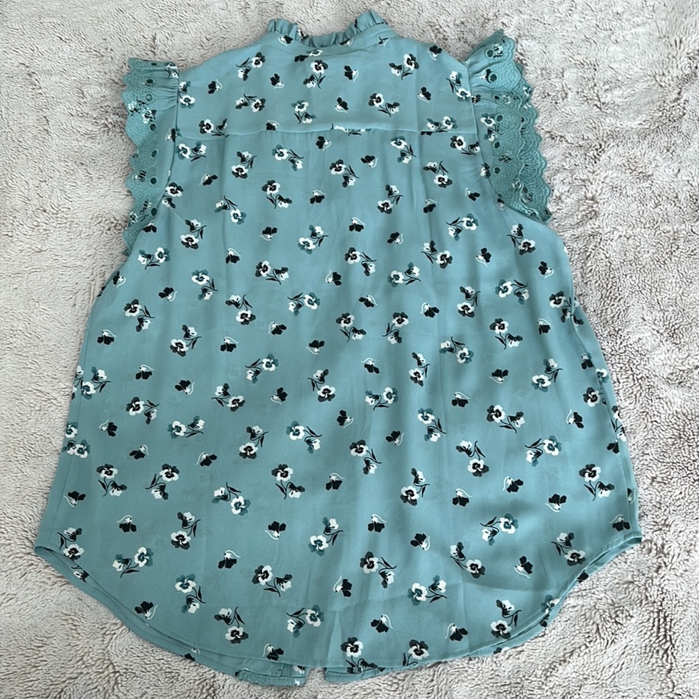 NWT Ann Taylor floral pleated ruffle blouse - Picture 11 of 12